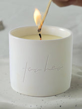 AndMe 50 Hrs Scented Candles for Home Decor | Rakhi Gift for Sister| Rakhi Gift for Brother | Gift for Birthday, Anniversary, Diwali | Reusable Ceramic Jar White Peach Fragrance